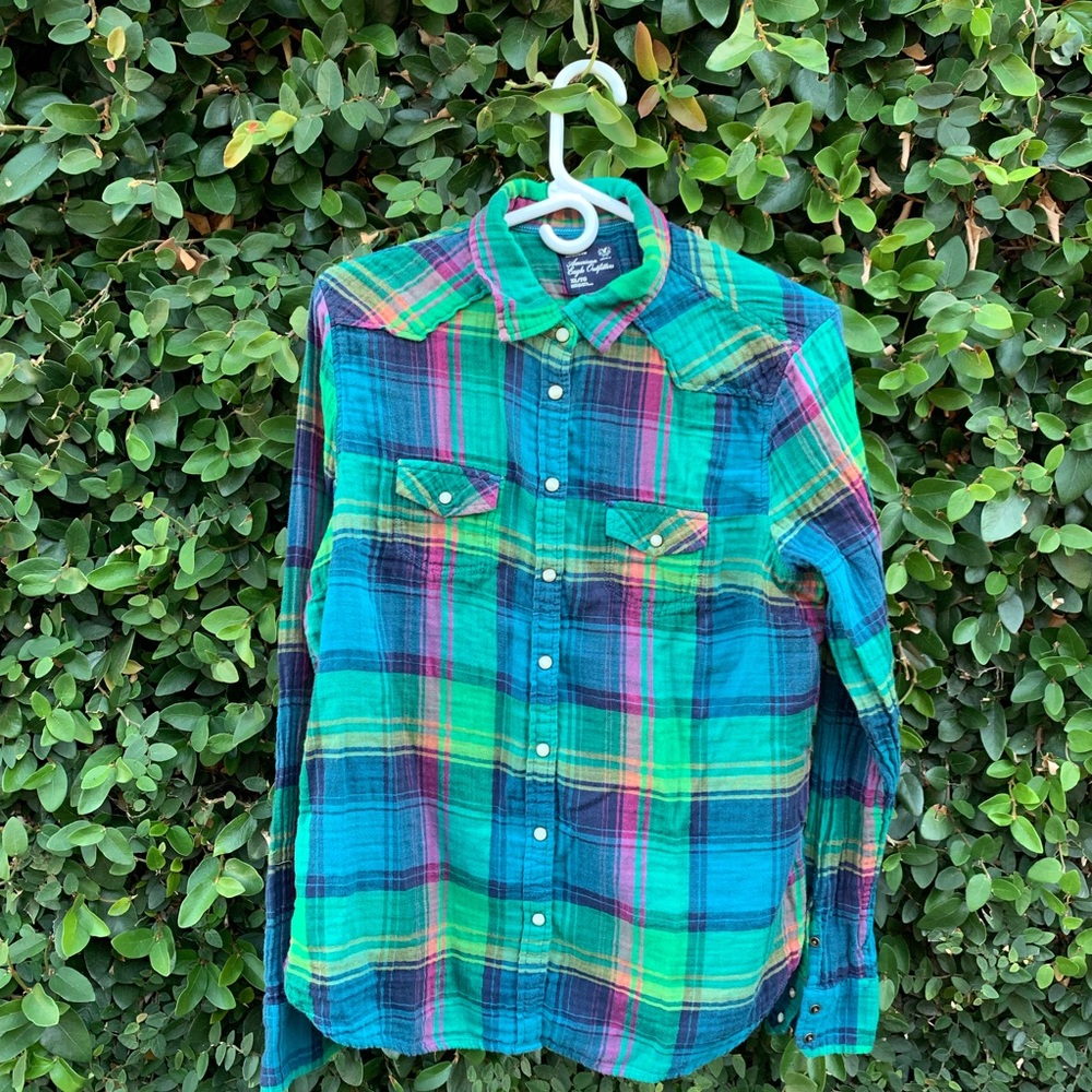 American Eagle multi plaid button up